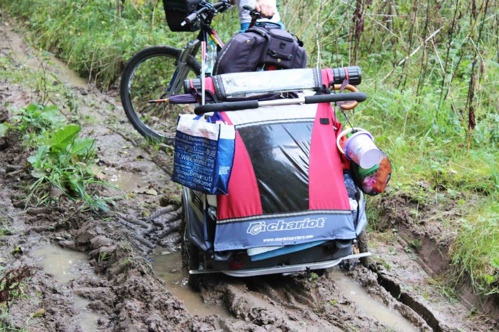 Radreise Familie Ausrüstung - Unsere Stories und Tipps. Begleite uns und unsere 3 Kinder auf unseren Reisen mit Fahrrad und Zelt! 8 Monate Süd-Ost Europa...